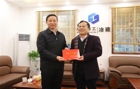柳州市副市長(zhǎng)朱富庭慰問(wèn)公司拔尖人才廖立波、潘偉華